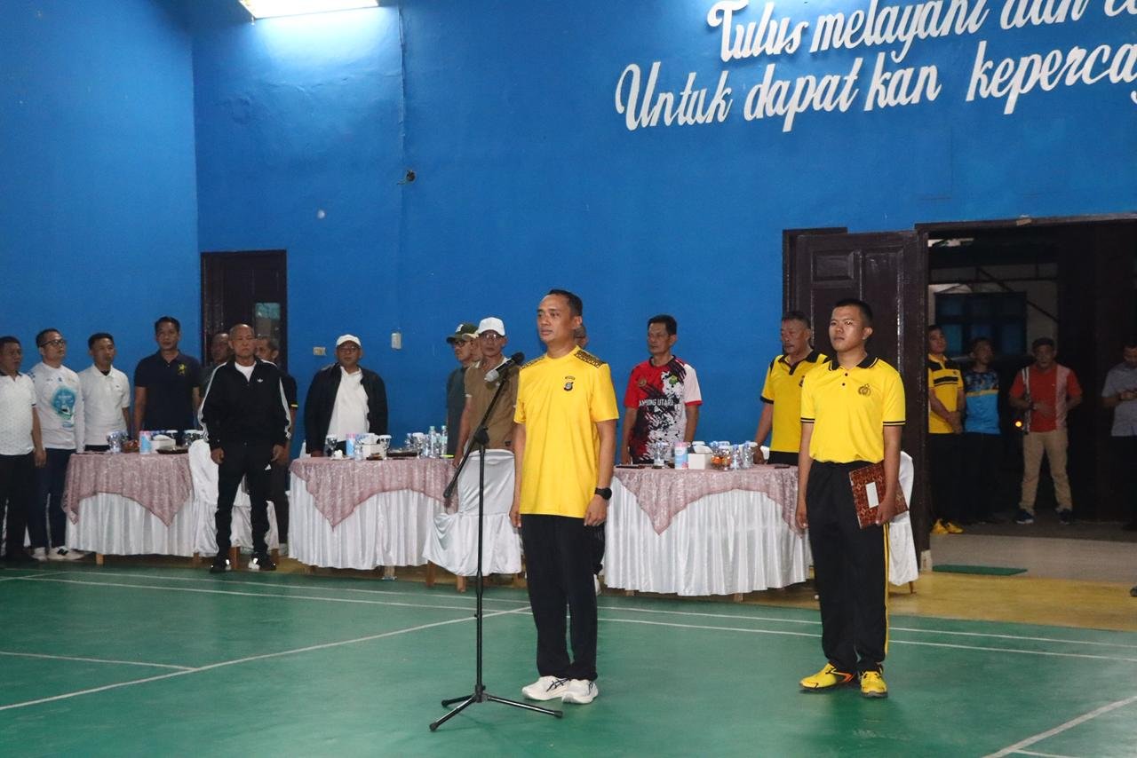 Sambut Hari Bhayangkara ke-80, Polres Lampung Utara Gelar Turnamen Bulu Tangkis Kapolres Cup U-40