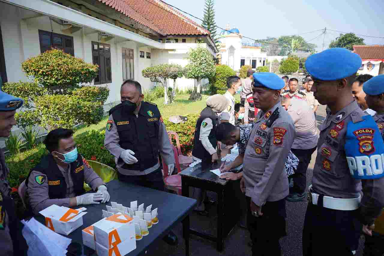 Propam Polda Lampung Gelar Gaktiblin dan Tes Urine di Polres Lampung Utara