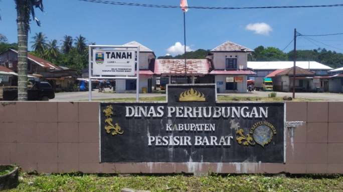 Dishub Pesbar Imbau Kendaraan Angkutan Segera Mutasi Pelat Nomor