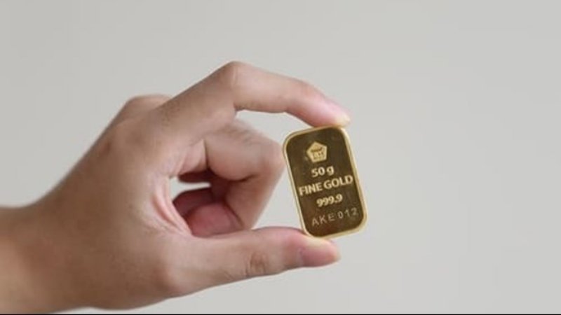 Harga Emas Antam Hari Ini Turun Rp 9.000, Jadi Rp 2.613.000 per Gram