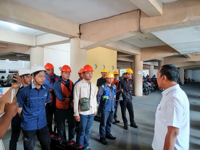 Pemkot Bandar Lampung Tertibkan Kabel Provider Semrawut, Target Rampung dalam Dua Pekan