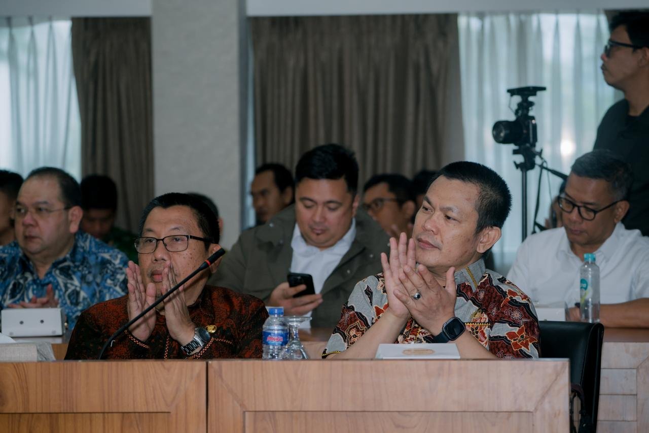 Sekda Pesisir Barat Hadiri Kunker Menteri Bappenas, Perkuat Sinergi Pembangunan Daerah