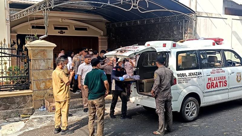 Bayi Perempuan Ditemukan Meninggal dalam Karung di Tempat Sampah