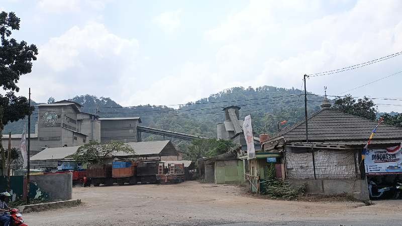 Pasca Keluhan Debu PT Semen Baturaja Diminta Tak Cuma Perbaiki Fasilitas, Serta Warga Pertanyakan CSR