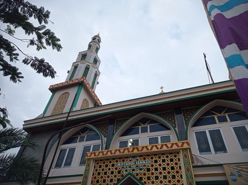 Prakiraan Cuaca Lampung Jumat 28 Agustus 2026, Empat Wilayah Berpotensi Hujan