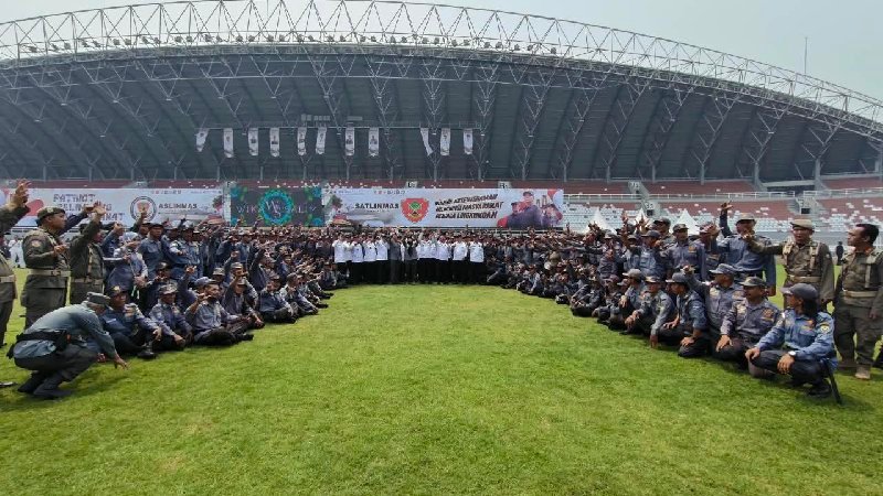 Eva Dwiana Hadiri Apel Akbar Satlinmas, Bandar Lampung Kerahkan 400 Personel