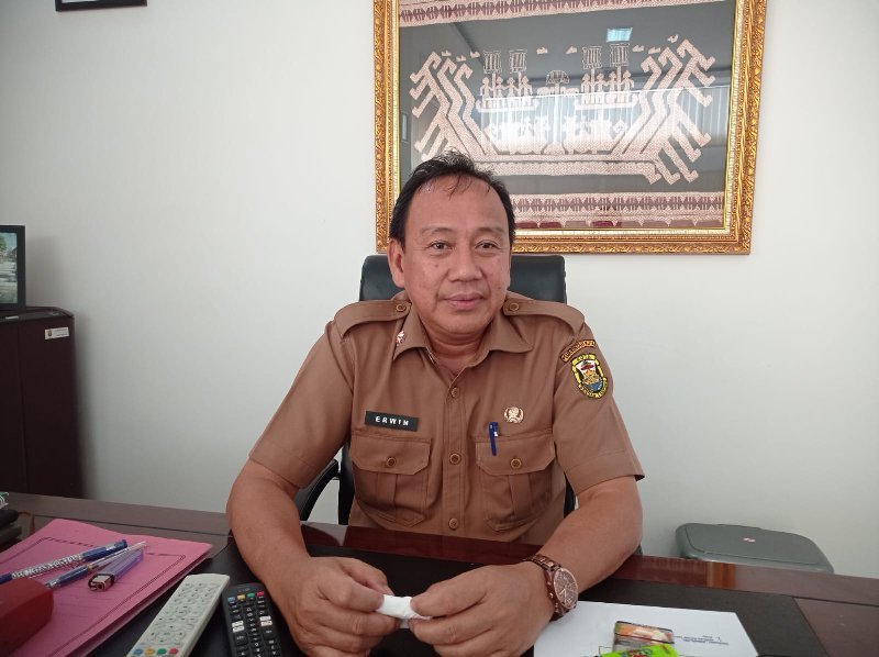 Harga daging ayam ras di Bandar Lampung sempat mencapai Rp40 ribu-Rp43 ribu per kilogram pada Agustus 2026. Dinas Perdagangan memastikan pemantauan harga terus dilakukan di sejumlah pasar.