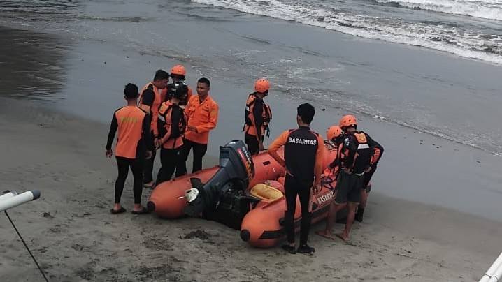 Remaja 17 Tahun Hilang di Pelabuhan Balam, Tim Gabungan Sisir Perairan Pesbar