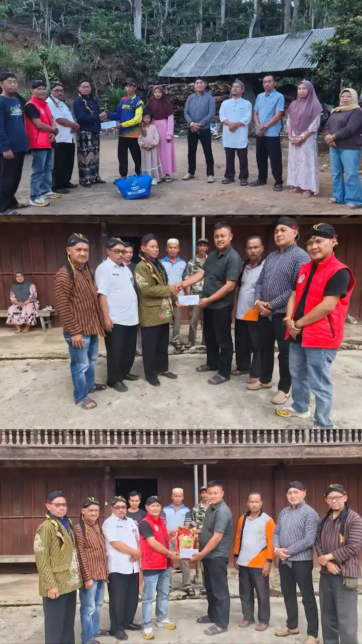 Pujakesuma Lambar Salurkan Donasi untuk Korban Kebakaran di Belalau dan Sumberjaya