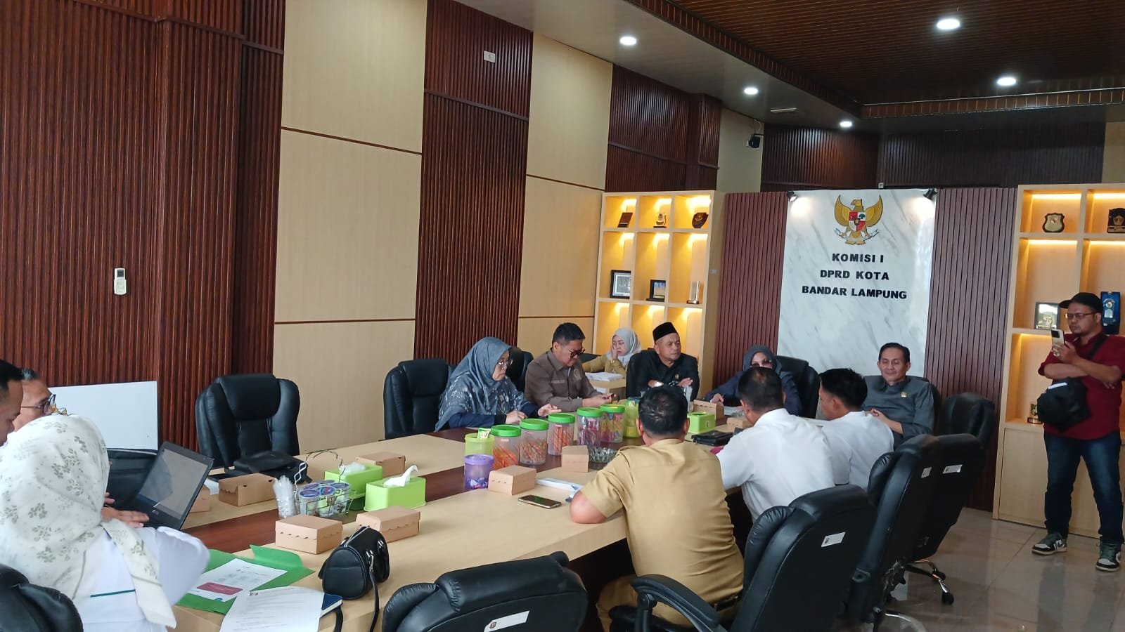 Hearing DPRD Ungkap Venos Karaoke Gunakan Perizinan Lama
