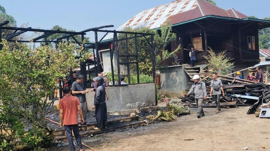 Kebakaran Rumah di Pekon Balak Lampung Barat, Kerugian hingga Ratusan Juta