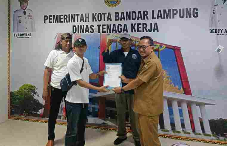 Usai Dikukuhkan, Serikat Buruh TKBM Pelabuhan Panjang Langsung Daftar ke Disnaker