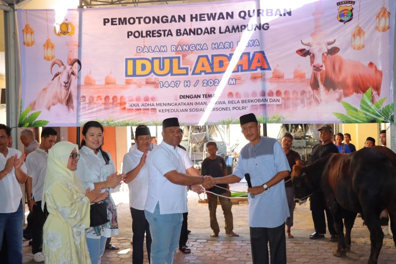 Polresta Bandar Lampung Sembelih 18 Hewan Kurban, Wujud Kepedulian di Idul Adha