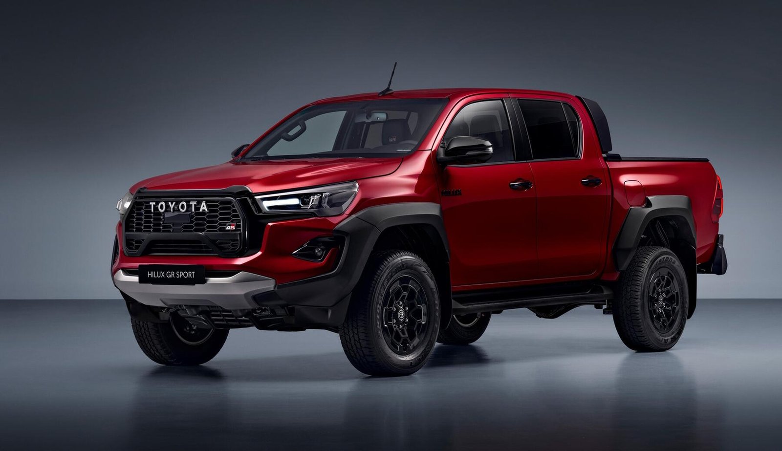 Toyota Hilux, Pickup Tangguh Andalan untuk Kerja dan Petualangan