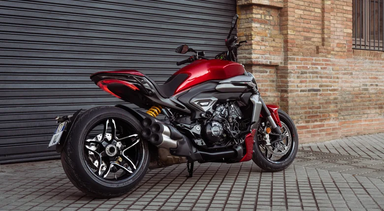 Ducati XDiavel V4, Cruiser Premium dengan Performa Superbike