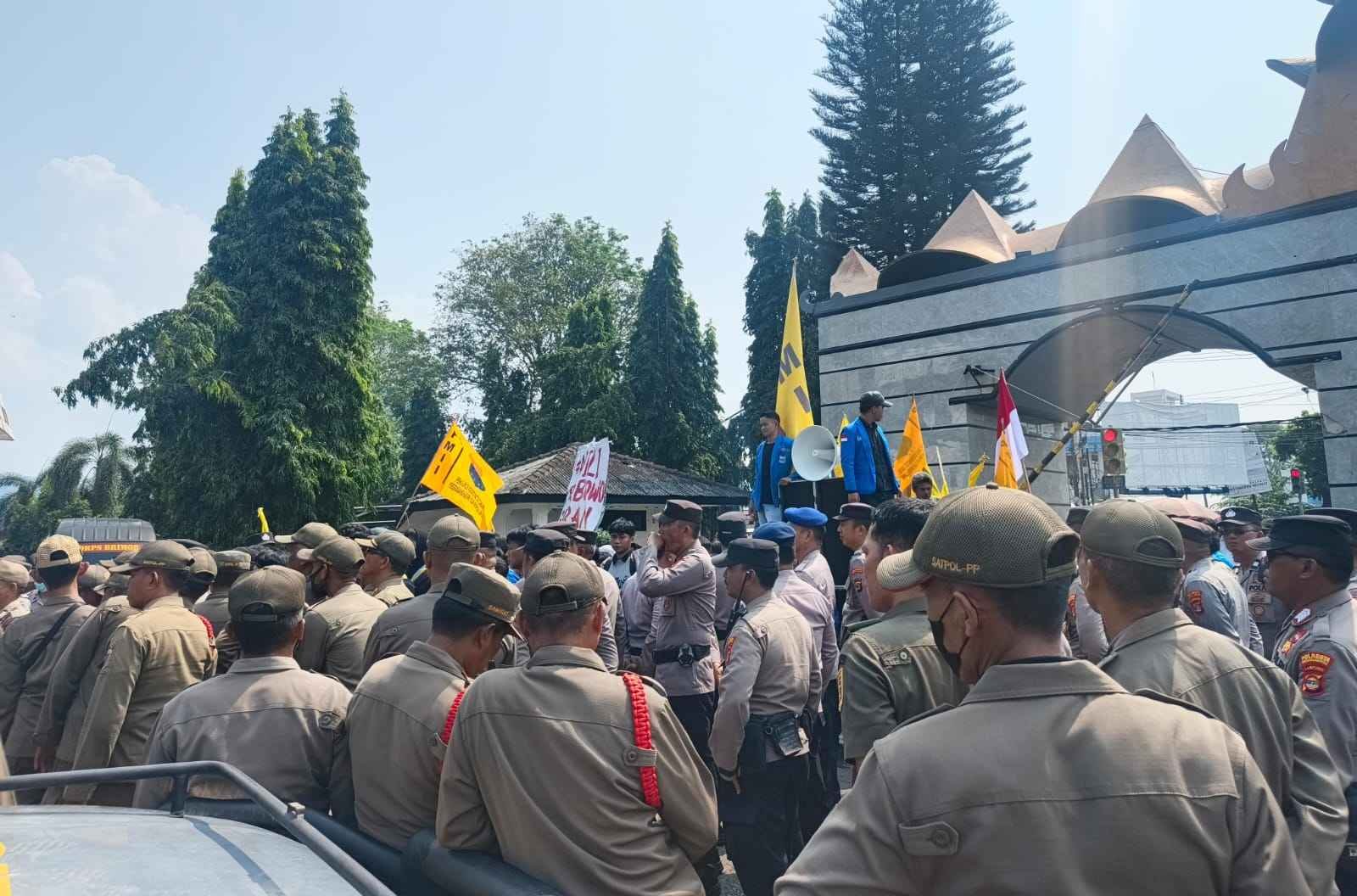 PMII Lampung Gelar Aksi, Tujuh Tuntutan Menggema di Depan Kantor Gubernur
