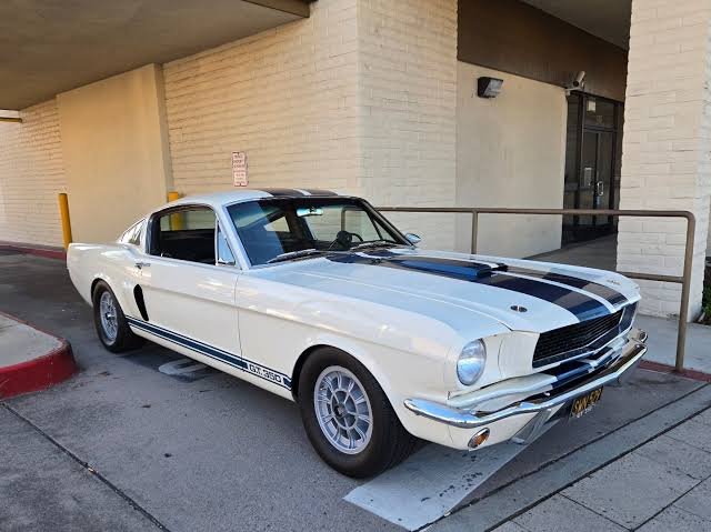 Shelby GT350H, Perpaduan Sejarah, Performa, dan Estetika Klasik