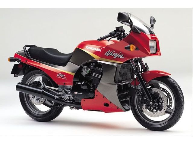 Kawasaki GPZ 900R, Pelopor Superbike Modern yang Melegenda