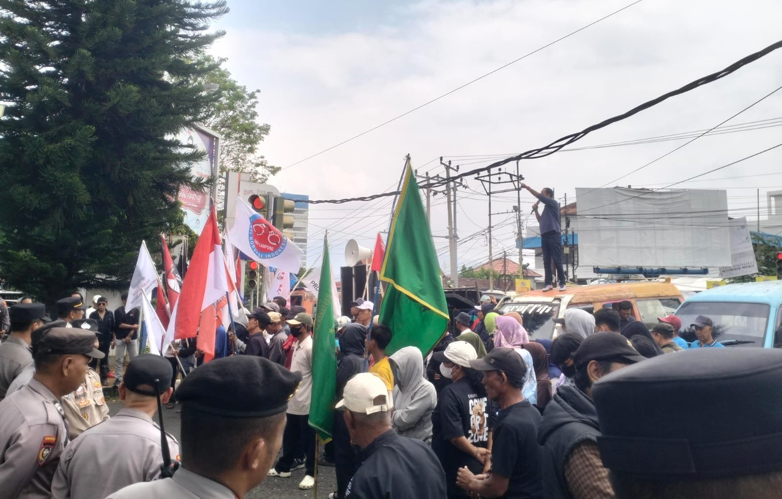 ALAM BAKA Jilid 3 Desak Evaluasi Program MBG dan Transparansi Pengelolaan APBD Lampung