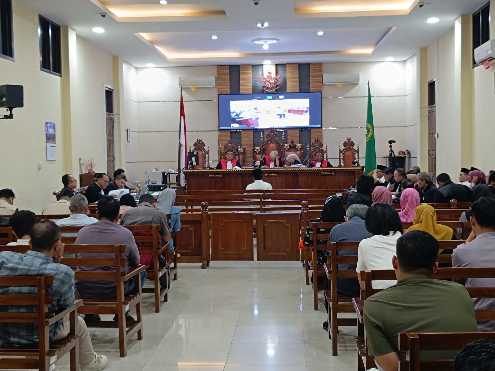 Sidang Korupsi Lampung Tengah: Saksi Mahkota Ungkap Dugaan Aliran Rp2 Miliar ke Oknum DPRD