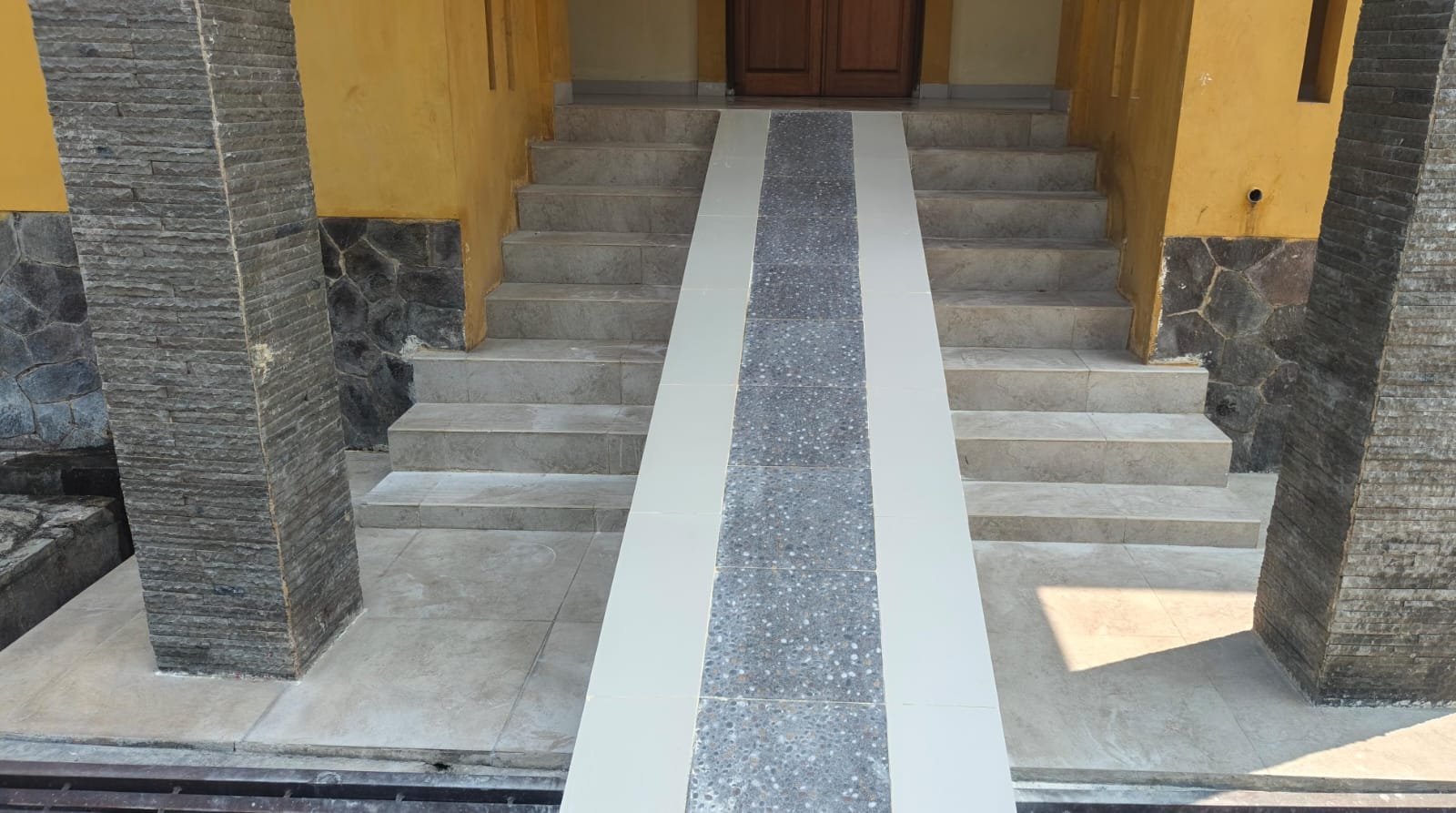 Akses Disabilitas di DPRD Bandar Lampung Dibangun, Keamanan Ramp Jadi Perhatian