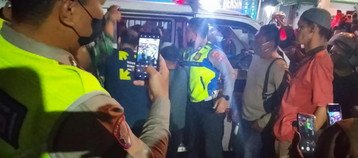 Pria 28 Tahun Tewas Tertabrak Kereta Api di Perlintasan Bumi Manti Bandar Lampung