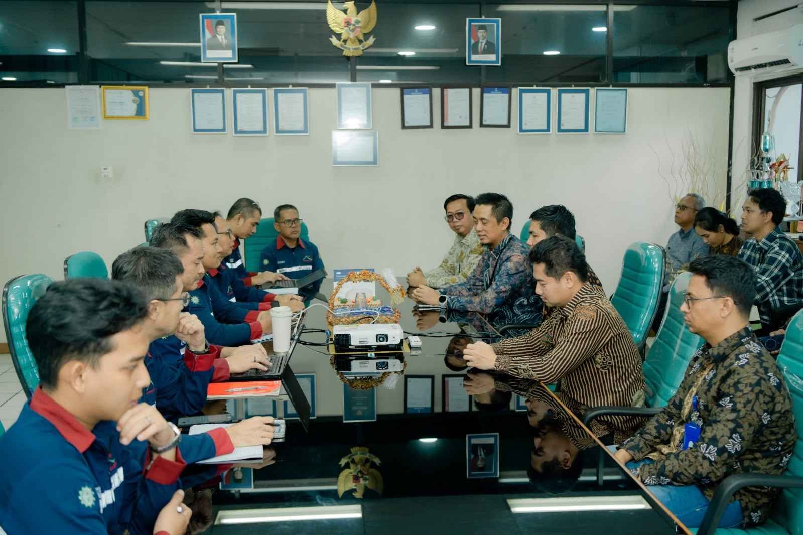 PLN UP3 Metro Perkuat Sinergi dengan PT Fermentech Indonesia Jaga Keandalan Listrik