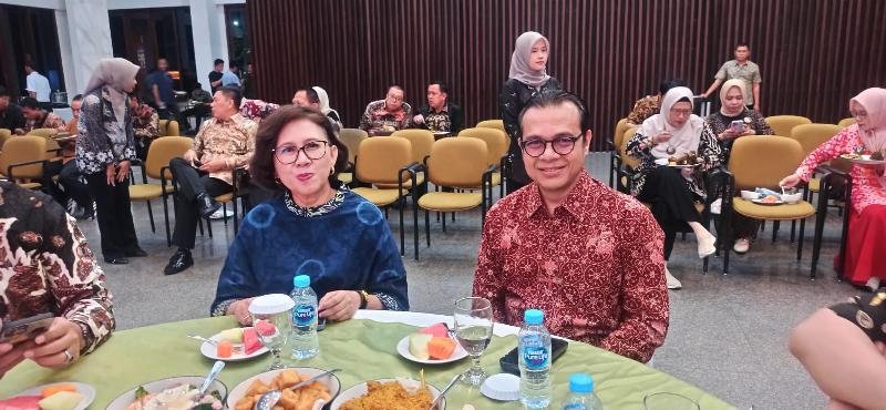 Gubernur Mirza Minta Rektor UGM dan Kagama Jangan Pulang Sebelum Nyeruwit