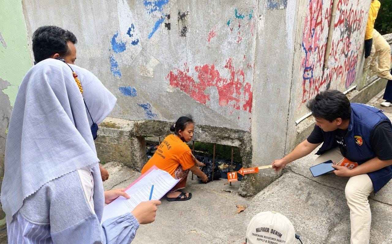 Rekonstruksi Kasus Dugaan Pembunuhan Bayi di Sawah Lama, Polisi Peragakan 19 Adegan