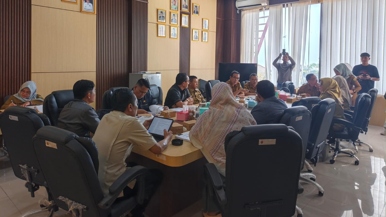 Anggaran Dinsos Bandar Lampung Rp28 Miliar, Asroni Paslah Soroti Transparansi dan Sasaran Bantuan