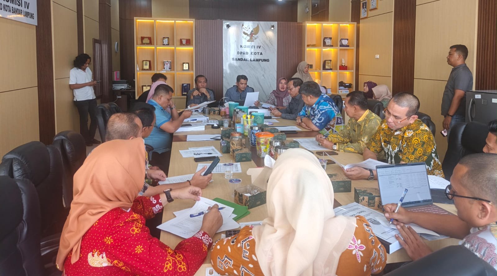 Disdikbud anggarkan Rp 8,79 Miliar untuk 211 Motor Vario 160, Seragam Sekolah Justru Belum Tuntas?