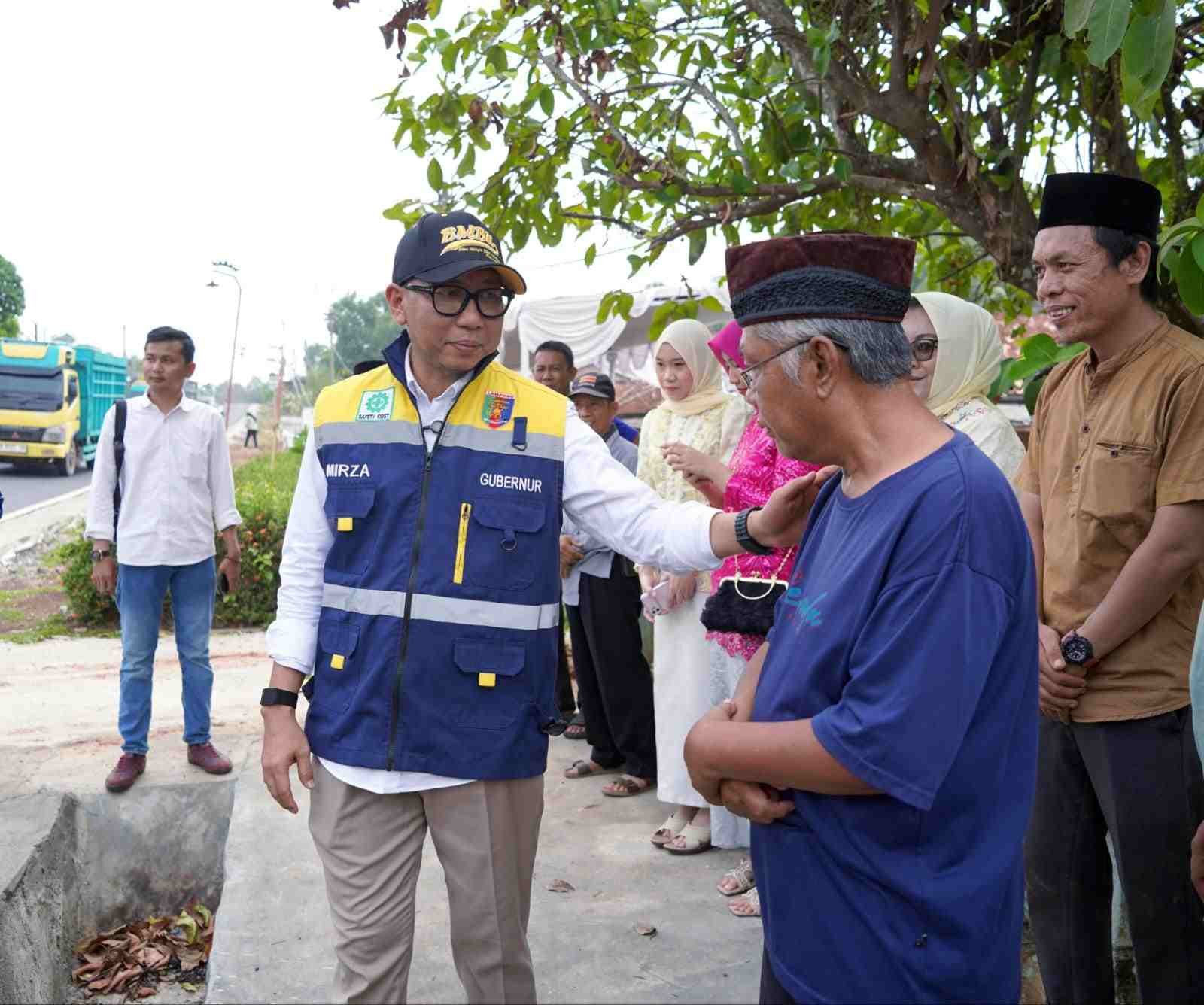 Gubernur Mirza Tinjau Jalan Way Rarem hingga Bedah Rumah Warga Lampung Utara