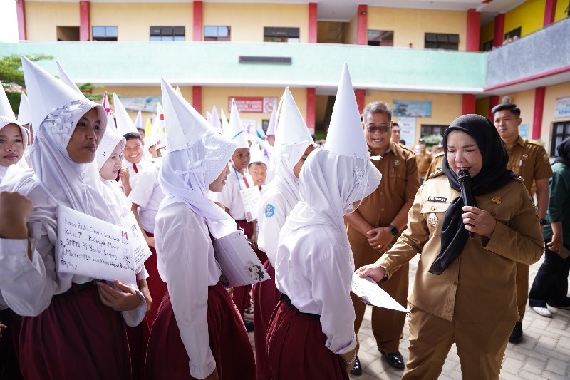 Eva Dwiana Pastikan Seluruh Siswa yang Belum Lolos SPMB Tetap Bersekolah di SMP Negeri