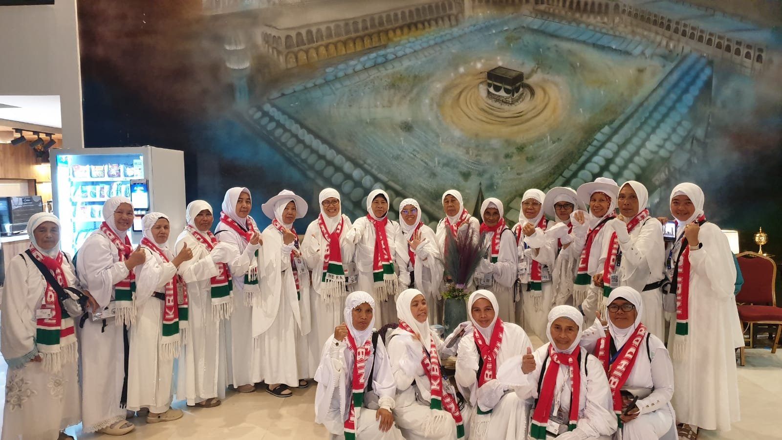 206 Jemaah Haji Lampung Barat Mulai Jalani Umrah Wajib di Makkah