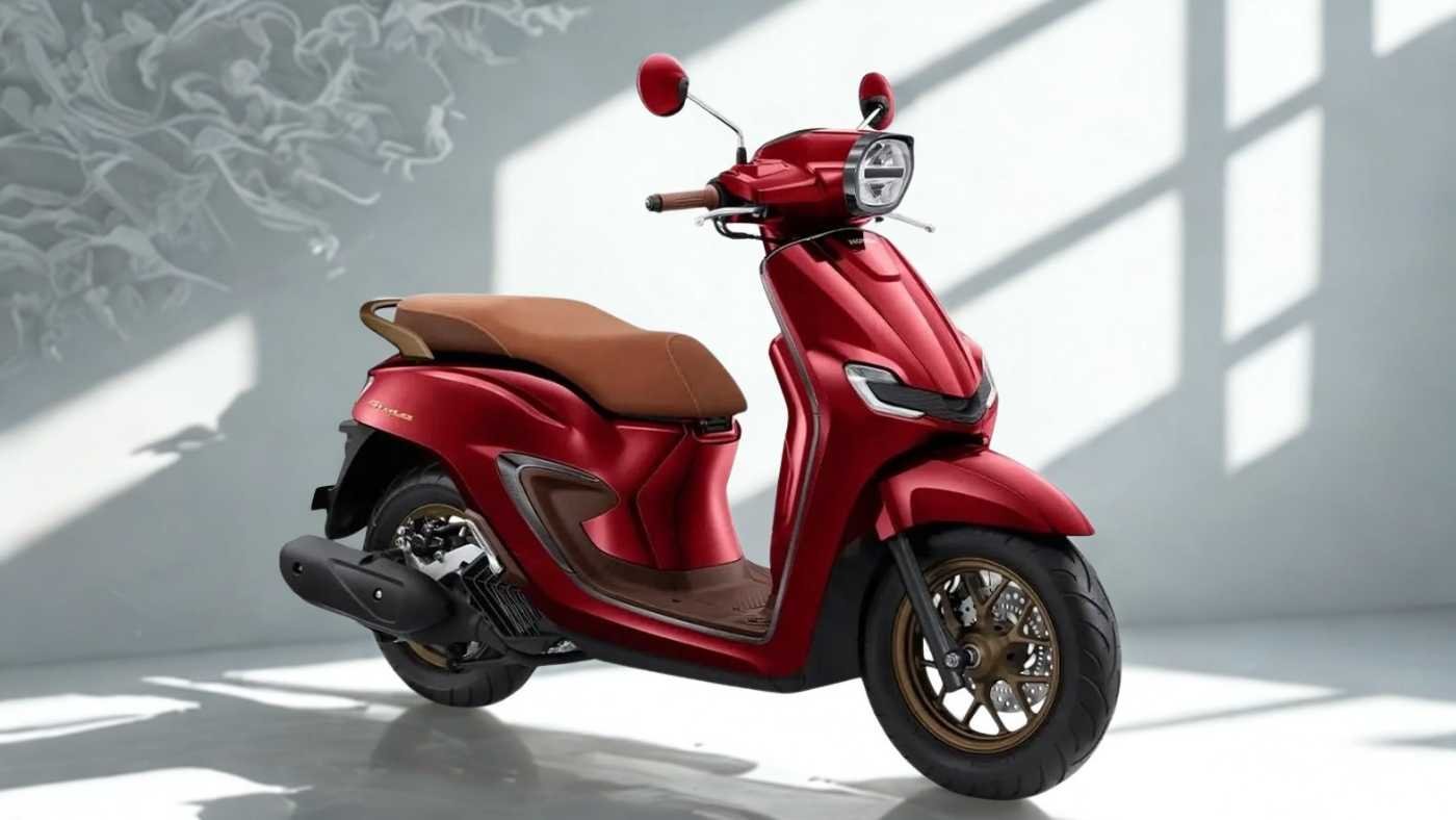 Honda Stylo 160 Burgundy Jadi Skuter Retro Premium Paling Mewah