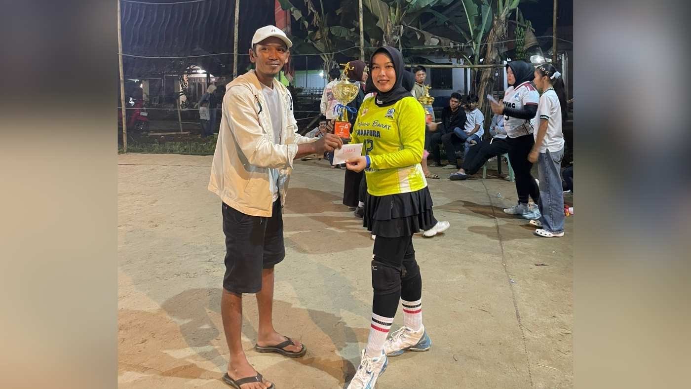 34 Klub Voli Putri Ramaikan Open Turnamen Portal CUP I di Puramekar