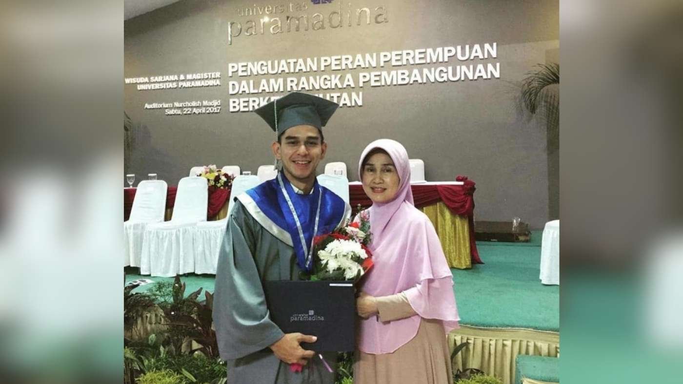 6 Artis Indonesia Anak Dokter yang Sukses Besar di Dunia Hiburan