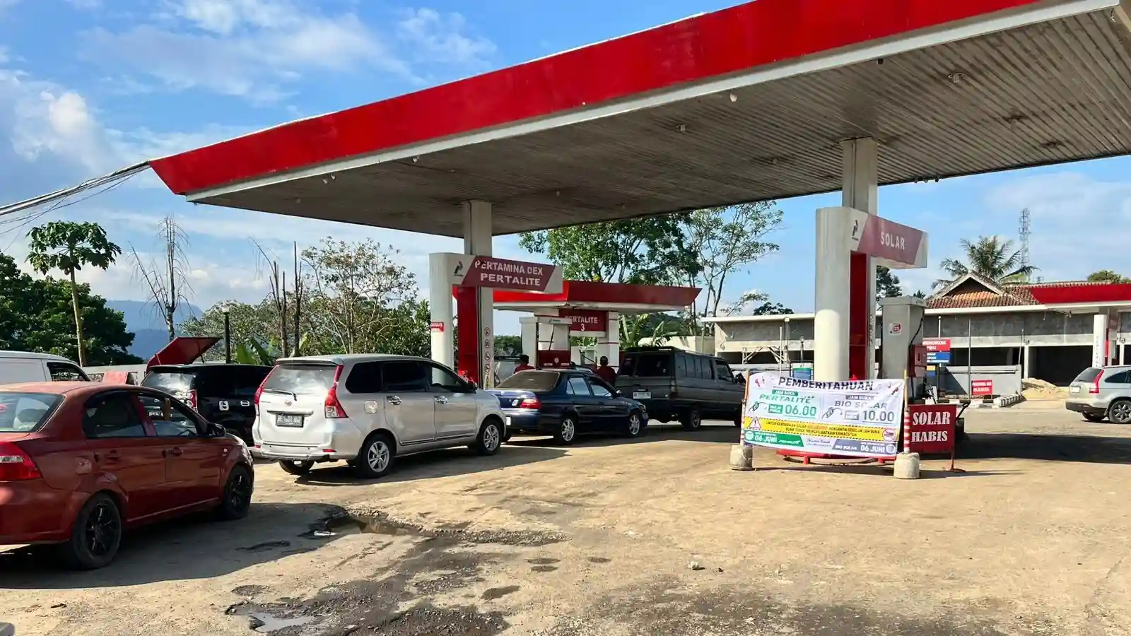 SPBU Karangagung Kembali Beroperasi, Pengisian Pertalite dan Solar Diatur Bergantian