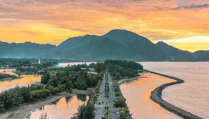 5 Destinasi Wisata Terbaik di Aceh, dari Air Terjun hingga Pantai Eksotis