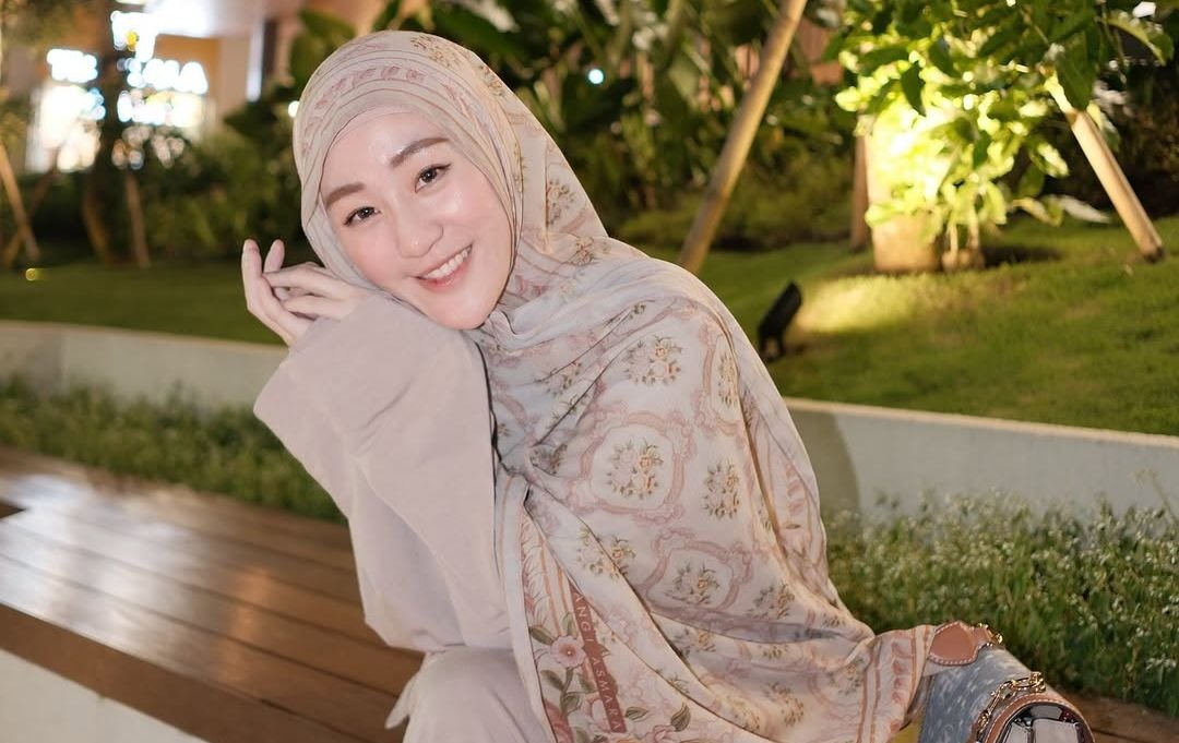 Larissa Chou Bantah Isu Selingkuh, Tegaskan Cerai Bukan Karena Orang Ketiga