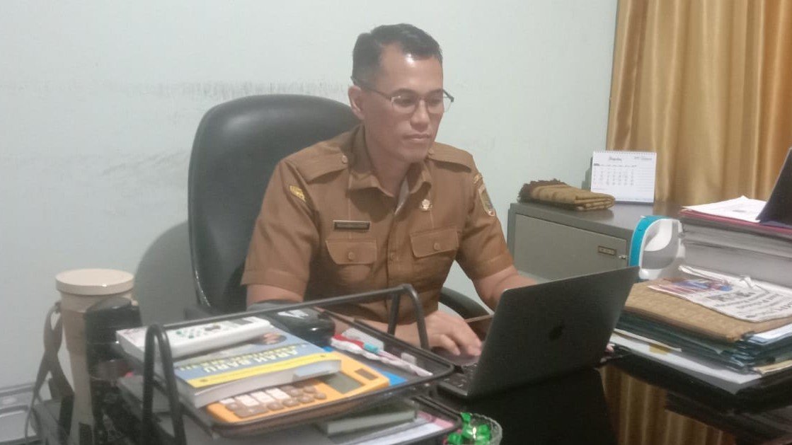 Kepala UPTD Samsat Wilayah VI Kotabumi, Mohammad Arifin