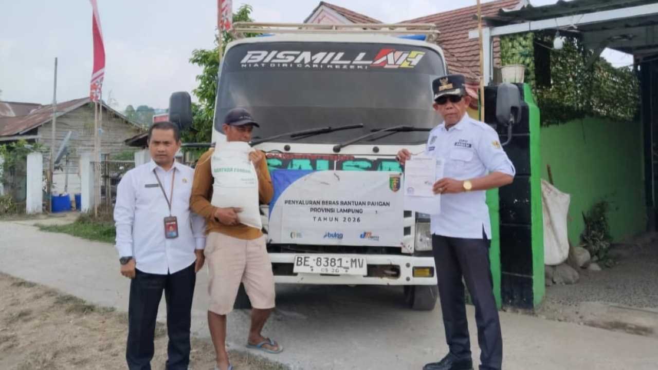 859 KPM di Padang Cahya Terima Bantuan 25,77 Ton Beras dari Pemprov Lampung