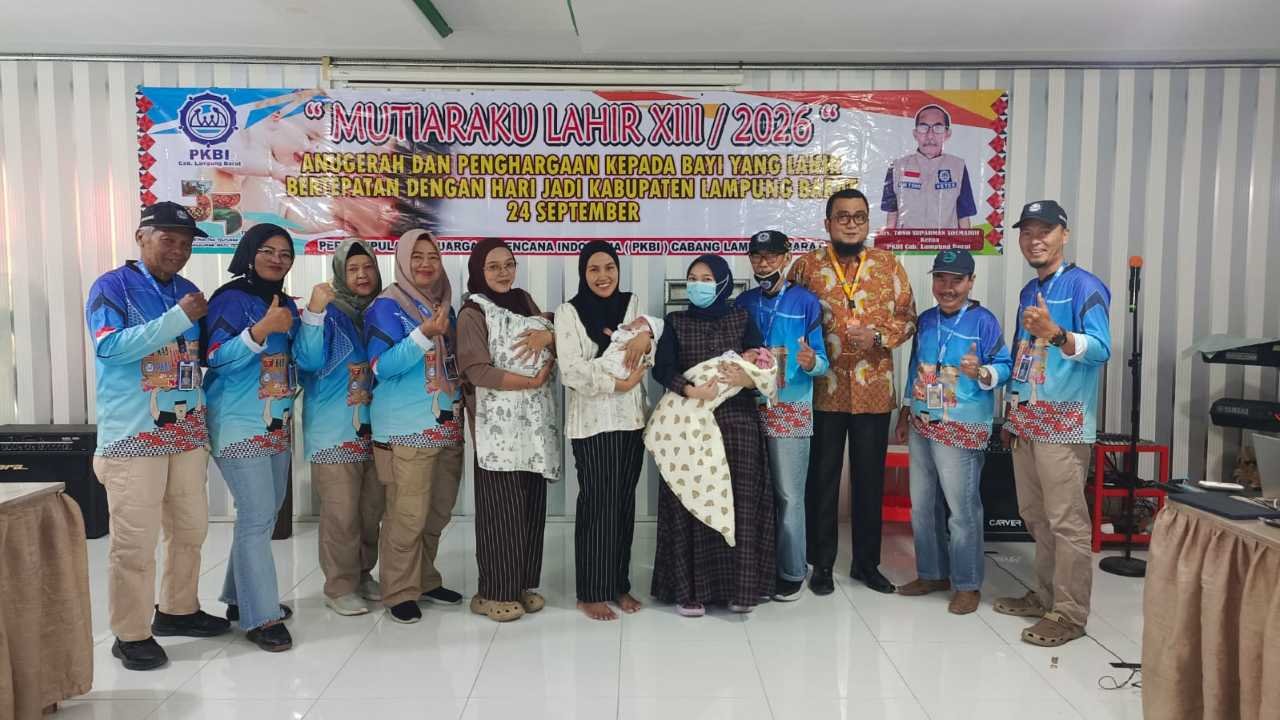Mutiaraku Lahir XIII, PKBI Lampung Barat Beri Penghargaan kepada Sembilan Bayi