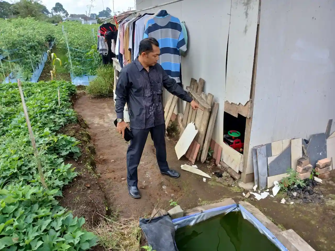 Jebol Dinding Dapur, Maling Gasak Dua Honda Beat di Sukarame