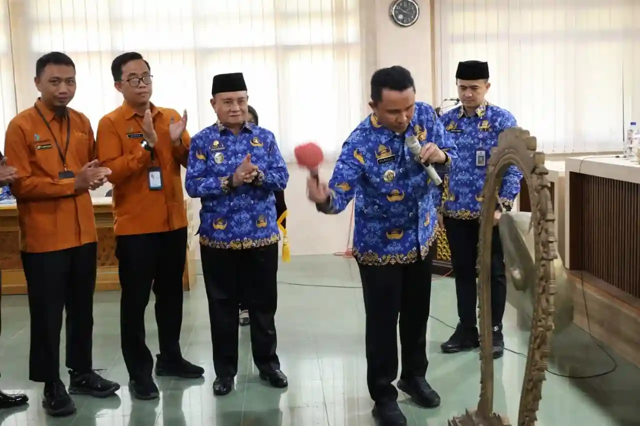 Bupati Parosil Canangkan Sensus Ekonomi 2026, 329 Petugas Siap Turun ke Lapangan