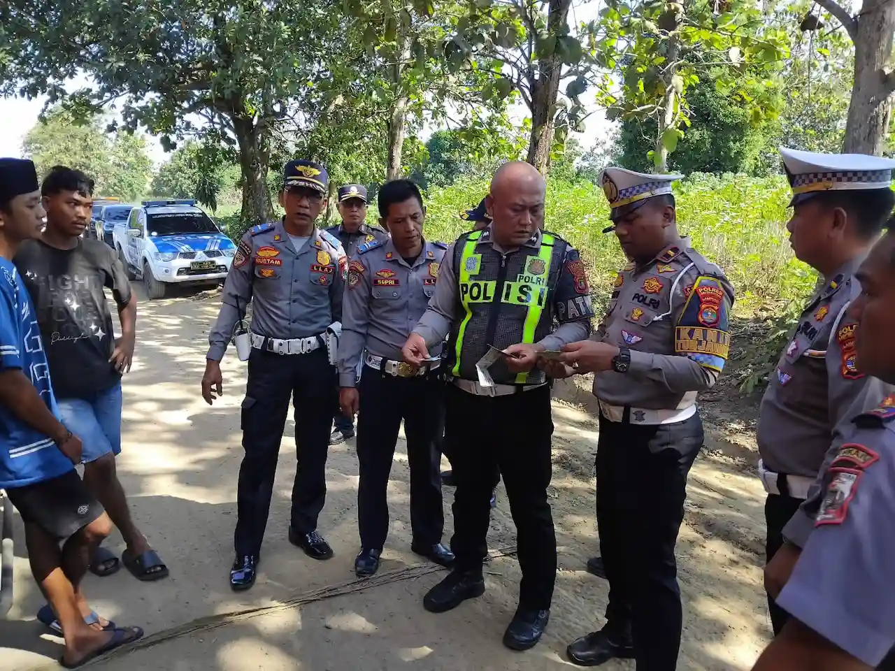 Jalan Kali Cinta Rusak, Satlantas dan Dishub Beri Teguran ke Pengemudi Truk