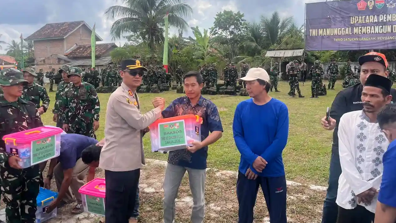 Kapolres Lampung Utara Hadiri Pembukaan TMMD ke-129, Bangun Akses Jalan Penghubung Dua Kecamatan