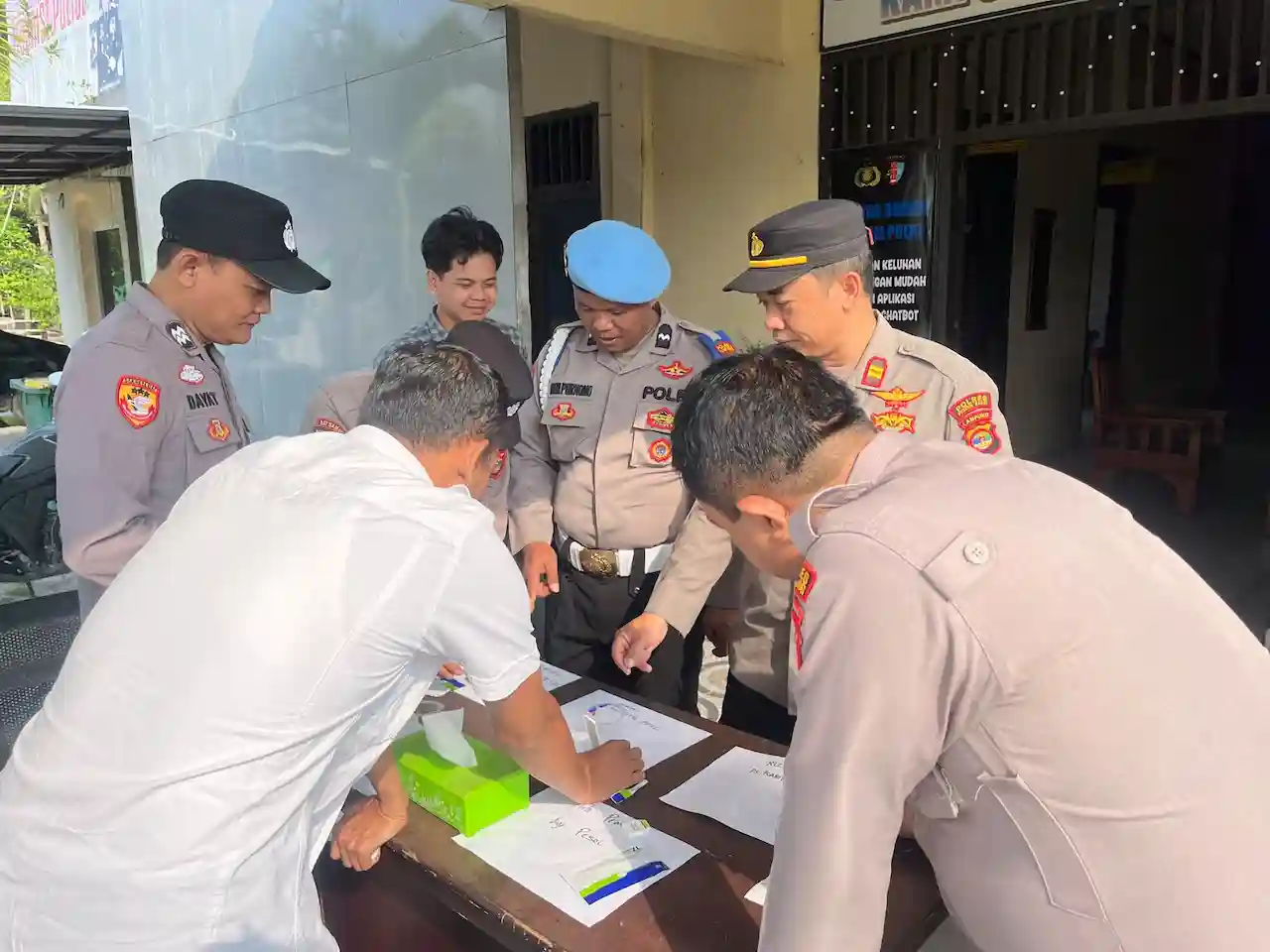 Cegah Penyalahgunaan Narkoba, Polsek Pesisir Selatan Tes Urine Personel